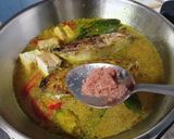 Foto langkah ke 4 dari resep Ikan Trakulu Kuah Kuning.