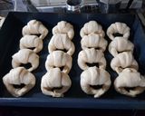 Foto del paso 10 de la receta: Medialunas de Manteca