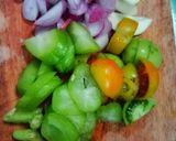 Foto langkah ke 1 dari resep Oseng pindang belimbing wuluh.