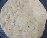A picture of step 3 of Healthy Peri Peri cheese burst pizza.