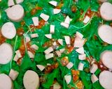 Foto langkah ke 5 dari resep Pizza Sayur Bayam Sosis Bolognese.