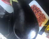 Foto del paso 1 de la receta: Berenjenas guisadas con carne picada