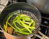 A picture of step 2 of Chinese Stir Fry Chicken Hearts.