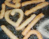 A picture of step 5 of Churros.
