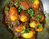 A picture of step 5 of Egg masala curry.