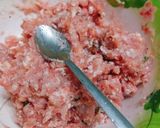 Hình bước làm 1 của món Cải xanh cuộn chả cá