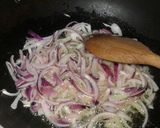A picture of step 9 of Coconut chicken and soft layerd chapati.