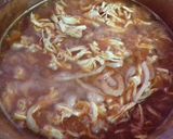 Foto del paso 3 de la receta: Tostadas de tinga