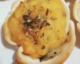 Foto del paso 2 de la receta: Canastitas de choclo y queso