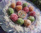 A picture of step 8 of Coconut Colourful Ladoo.