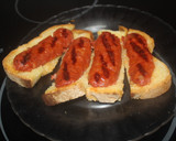 Foto del paso 6 de la receta: Chorizos con tostadas