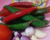 Foto langkah ke 2 dari resep Kikil cabe ijo.