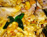 Foto langkah ke 4 dari resep 298. Ayam kella celok (ayam kuah kuning asam pedas).