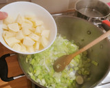 Foto del paso 3 de la receta: Crema de puerros