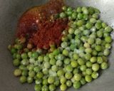 वाटाण्याची आमटी (Vatanyachi Amti Recipe In Marathi) रेसिपी स्टेप 3 फोटो 
