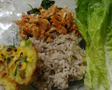 Foto langkah ke 3 dari resep Ayam Suwir Balado Kemangi Daun Jeruk.