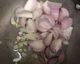 A picture of step 1 of Pizza sauce.