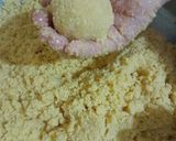 A picture of step 1 of Maqrout Ez-Zeit (Semolina Date Cookies).