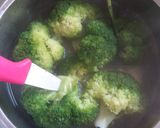 Foto del paso 1 de la receta: Ensalada de Brócoli y palmitos
