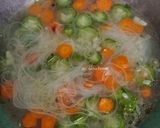 Foto langkah ke 4 dari resep Sayur Bening (Oyong Wortel & Soun Vermicelli).