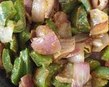A picture of step 3 of Kadhai Chicken.