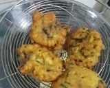 Foto langkah ke 4 dari resep 4. Bakwan Jagung Jamur Kuping.