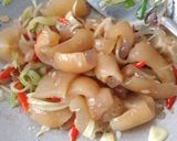 Foto langkah ke 4 dari resep Oseng Kikil Bumbu Kecap.