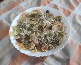 Foto del paso 4 de la receta: Pasta pesto, con trocitos de botifarra negra y chorizo al emmental