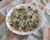 Foto del paso 4 de la receta: Pasta pesto, con trocitos de botifarra negra y chorizo al emmental