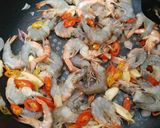 Foto langkah ke 2 dari resep Oseng Udang Endeus.