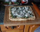 Medvehagymás sajtos pogácsa recept fázis 3 fotója