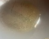 A picture of step 3 of Tomato and egg sauce.