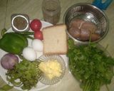 A picture of step 1 of சிக்கன் சீஸ் பிரட் ரோல்ஸ்.
