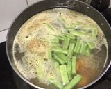 Foto langkah ke 3 dari resep Sop ceker baso.