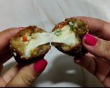 ફ્યુઝન પીઝા રોલ્સ વીથ ટોમ્યો ડીપ (Fusion Pizza Rolls With Tomyo Dip Recipe In Gujarati) રેસીપી સ્ટેપ9ફોટો
