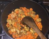 A picture of step 3 of Chicken curry.