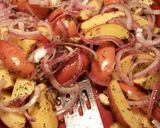 Foto del paso 9 de la receta Patatas orgánicas al horno con cebolla roja y pinchos morunos