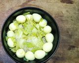Foto langkah ke 12 dari resep Soto telur puyuh apa adanya.