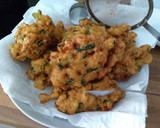 Foto del paso 3 de la receta: Buñuelos de calabacines con harina de maíz