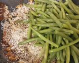 Stir fry z grzybami i fasolką krok przepisu 4 zdjęcie