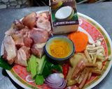 รูปขั้นตอนการทำที่ 2 ของ ไก่ต้มกะทิข่าอ่อนใส่สะตอ