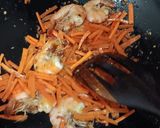 Foto langkah ke 3 dari resep Bihun goreng udang.