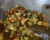 A picture of step 2 of Sam {lima beans} ke sabji.