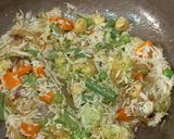 A picture of step 4 of One Pot Makhana Vegetable Pulao.