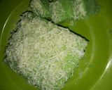 Foto langkah ke 8 dari resep 53. Bolu Pandan Kukus Lembut.