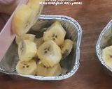 Foto langkah ke 1 dari resep Simple Banana Pastry.