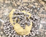 Foto del paso 6 de la receta Cookies blandas con cacahuetes, con chocolate y con coco