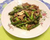 Hình bước làm 5 của món Măng Tây xào tỏi và thịt bò