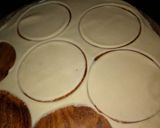 साखरेच्या पाकात बुडवलेली बदाम, काजू पुरी : (pakatil badam kaju poori recipe in marathi) रेसिपी स्टेप 2 फोटो 