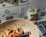 Foto langkah ke 3 dari resep Udang saus pedas.